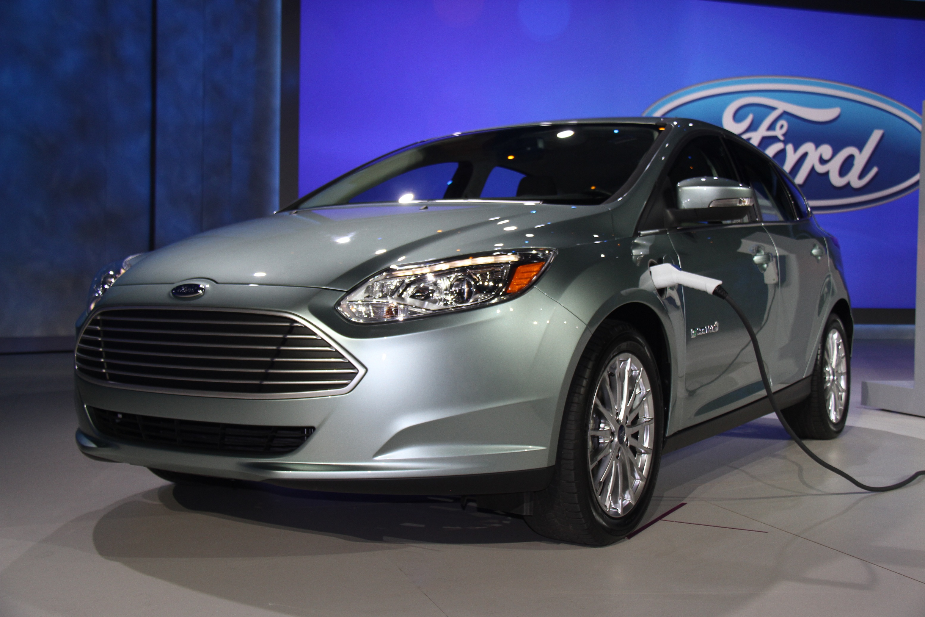 Will Electric Cars Come Into The Mainstream?